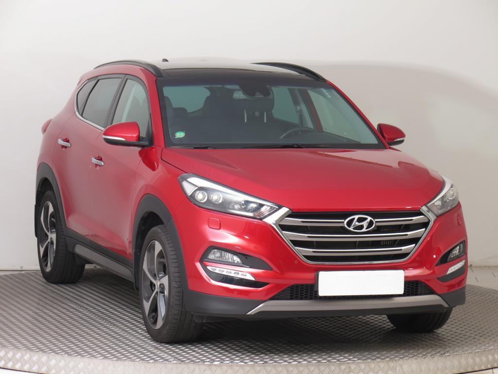 Auto ojeté: Hyundai Tucson 2015 2.0 CRDi, 136kW, 4x4, max.