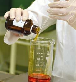 4 přírodní kvalita přírodní kvalita 5 Terpinen-4-ol Kapilární plynový chromatogram australského čajovníku z kontrolovaného ekologického zemědělství