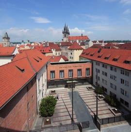 Aktuální nabídka pro akademický rok 2019/20 je tedy tvořena jak studijními obory, tak studijními programy. Další novinkou je pak to, že v rámci některých programů je možné studovat tzv.