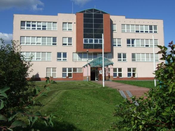 Dvůr Králové nad Labem E. Krásnohorské 2919 Výroční zpráva o činnosti školy ve školním roce 2015/2016 a jejím hospodaření v roce 2015 podle zákona č. 561/2004 Sb., školský zákon, 10.