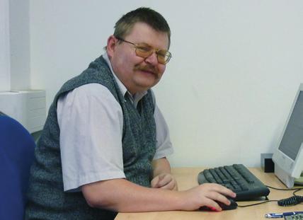 cz, 2011), byl věnován řadovým a bitevním lodím Jeho Veličenstva s úvodní kapitolou o celkovém