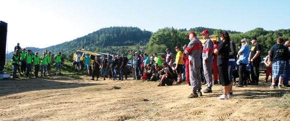 závod BIG SHOCK! CUP pokraèoval ètvrtým závodem HORNÍÈKOVA AUTOŠKOLA OFF ROAD DAYS Premiéra Po prázdninové přestávce pokračoval seriál BIG SHOCK!