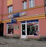 října, vyzbrojeni pytli na odpad a rukavicemi, uklidili okolí cesty Kanická, kterou někteří spoluobčané v průběhu let obohatili o černě skládkovaný odpad. Odpadu přibývalo, až to udivovalo.