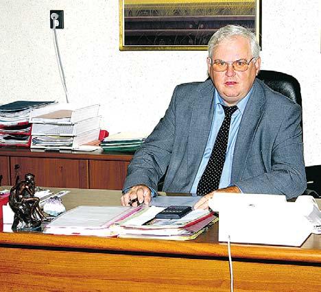 Ve strojírně, slévárně působil velice úspěšně a to tak, že byl v roce 2006 jmenován Generálním ředitelem Kdynium a. s. Nástup mého otce do funkce GŘ lze označit za nejúspěšnější období Slévárny Kdynium, která v té době znamenala dobré zaměstnání pro mne i zhruba 600 zaměstnanců.