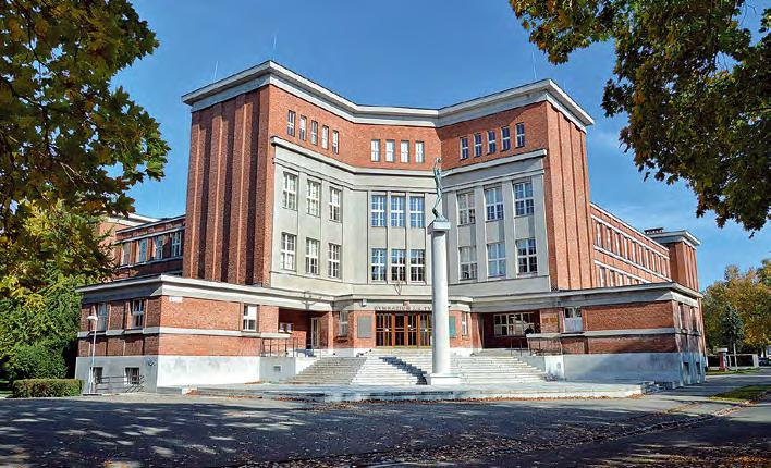 Gymnázium J. K.