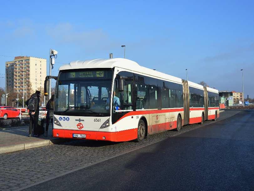 23 24 25 26 27 Vojtěch/Vojtěška Jiří Marek Oto Jaroslav DUBEN Dvoukloubový autobus