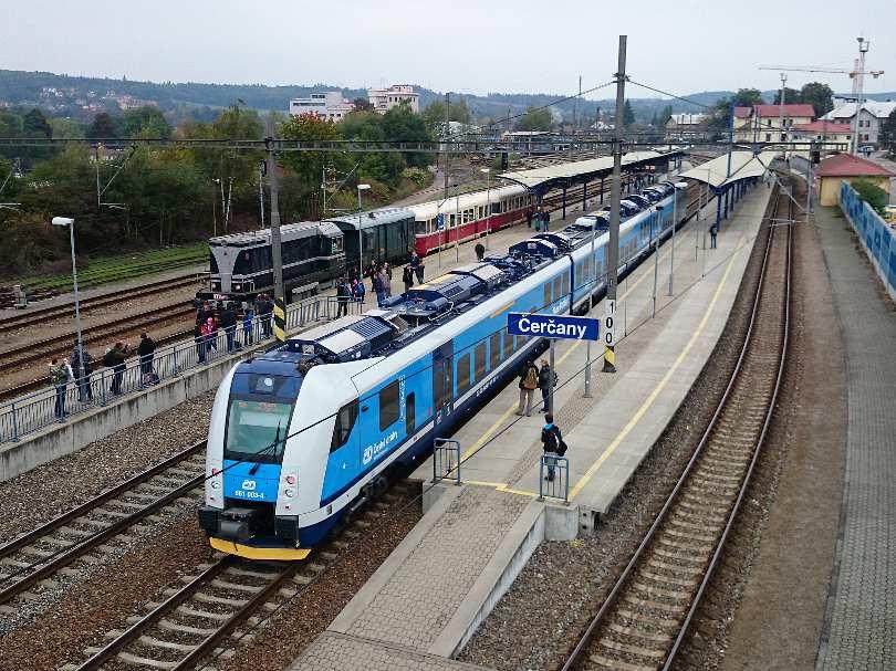 28 29 30 31 1 Vilém/Viliam Maxmilián/Maxim Ferdinand Kamila Laura Mezinárodní den dětí KVĚTEN ČERVEN Moderní