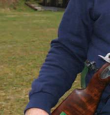 Od té zlaté ho dělily pouhé čtyři milimetry. Kromě toho se mu na domácí scéně podařilo vyrovnat jeho vlastní rekord, a to v jedné disciplíně šestkrát nastřílet absolutní nástřel 1 bodů.