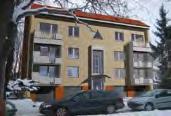 plocha 162 m2, úžitková plocha je 132 m2, obývacia izba (s krbom), technická miestnosť, 3 spálne, kuchyňa, predsieň, podlahové kúrenie, dvojgaráž ZMeNa CeNY cena: 78.900 0902 40 40 90 kompl.
