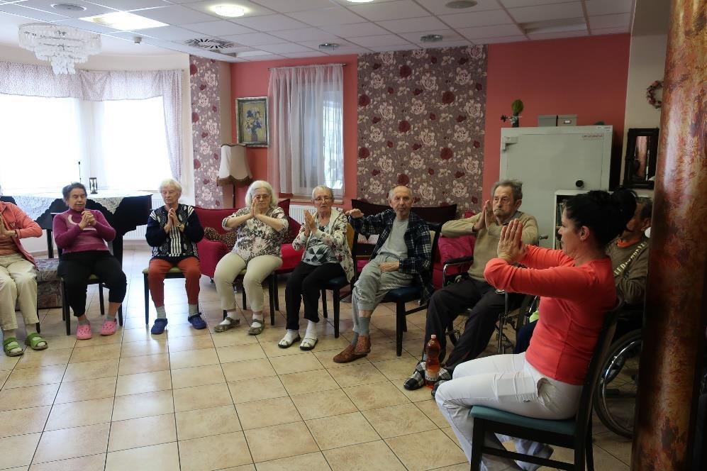 KONDIČNÍ CVIČENÍ Téměř každý den probíhá v