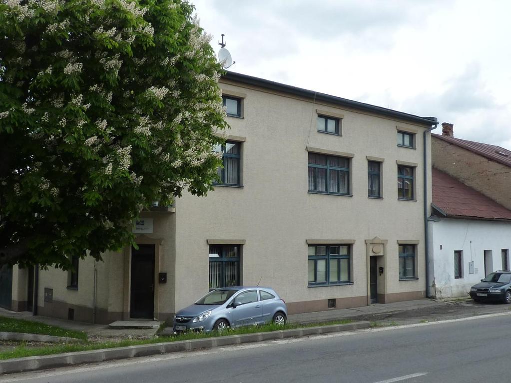 CENA NEHNUTEĽNOSTI 255 000 EUR Ponuka na odpredaj prevádzkovej budovy VSE Petzvalova 1, Spišská Belá Východoslovenská energetika a.s., Mlynská 31, 042 91 Košice, spoločnosť zapísaná v Obchodnom registri Okresného súdu Košice I, odd.