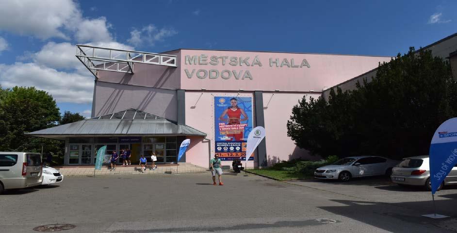 Název projektu: Rozvoj sportovních areálů Vodova a Srbská Umístění: Předpokládané celkové náklady projektu: Investor: Divácká kapacita: Vodova 108, městská část Brno-Královo Pole zatím nekalkulováno
