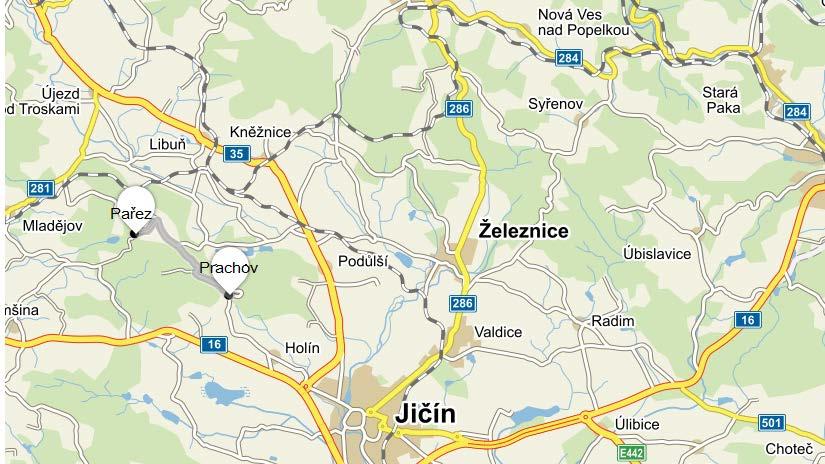 obvodových hradeb a základy čtyřhranné věže.