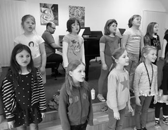 května vystoupily dětské pěvecké sbory Koťata a Zvonky na koncertě ZUŠ všem a pro všechny, který proběhl v rámci celostátního happeningu na podporu základních uměleckých škol na náměstí v Mnichově