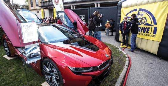 LET CZECH DRIVE jde naproti rodinám s dětmi Beru svou práci vážně Udělejte rozhodnutí, které vyřeší vaše každodenní potřeby, a buďte v bezpečí za každé situace.