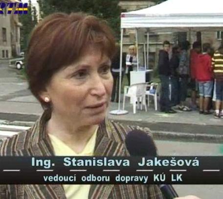 Výuková a informační témata - dopravní hřiště a dopravní výchova, nehodové úseky, statistiky nehod - nejčastější příčiny vážných dopravních nehod, konkrétní nehody a jejich příčiny.