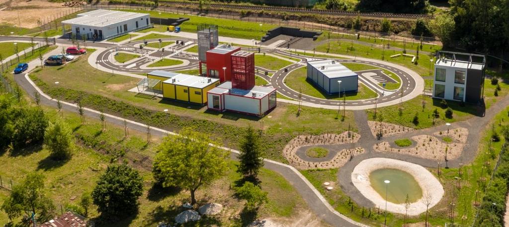 POSLÁNÍ SVĚTA ZÁCHRANÁŘŮ UNIKÁTNÍ V CELÉ EVROPĚ Posláním projektu je zvýšení bezpečnosti, informovanosti a připravenosti obyvatel, především dětí, v oblasti běžných rizik spojených s každodenním