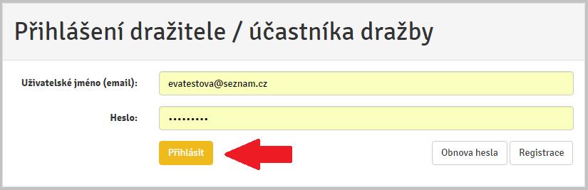 2. Zadejte své Uživatelské jméno (váš e-mail) a Heslo, poté klikněte na tlačítko