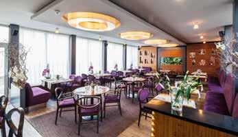 1 Restaurace Bohém a CaféBar Muuza Hotel Aplaus**** Šantovo nám. 181, Litomyšl 570 01 tel.: + 420 461 614 900 e-mail: recepce@hotelaplaus.cz www.