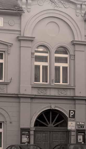 KONTAKT Hlavní budova 28. října 873, 790 01 Jeseník tel./fax: +420 584 411 296 mobil: +420 603 271 791 / +420 603 156 241 e-mail: zusjes@jes.cz Druhá budova O.