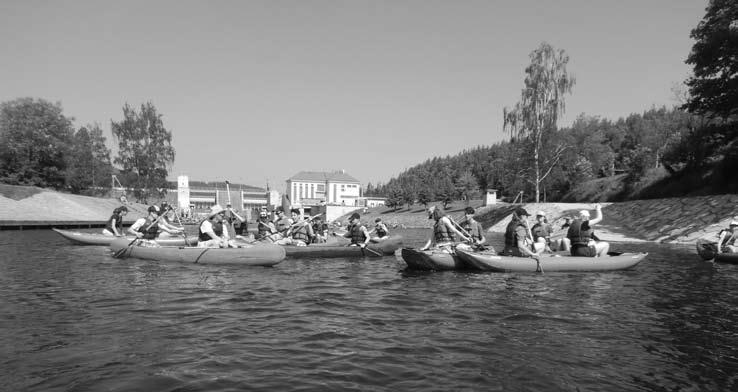 Průmyslová střední škola Letohrad se již po osmé účastnila mezinárodních závodů pro školy s geodetickým zaměřením. Naši školu reprezentovala dvě družstva vybraných žáků z 1. 4.