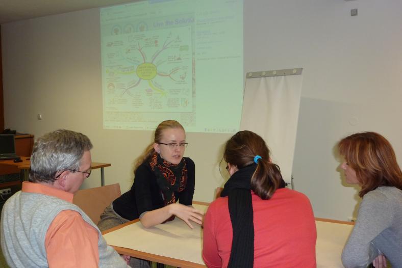 Konference Informační gramotnost nové technologie nové příležitosti nové výzvy Pro knihovníky veřejných knihoven se konal Rekvalifikační knihovnický kurz (2010/2011).