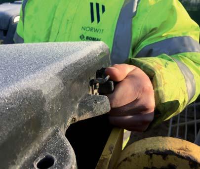 A PRODEJEM TO NEKONČÍ O SVÉ ZÁKAZNÍKY PEČUJEME PO CELOU DOBU Servis evidujeme každý prodaný a servisovaný