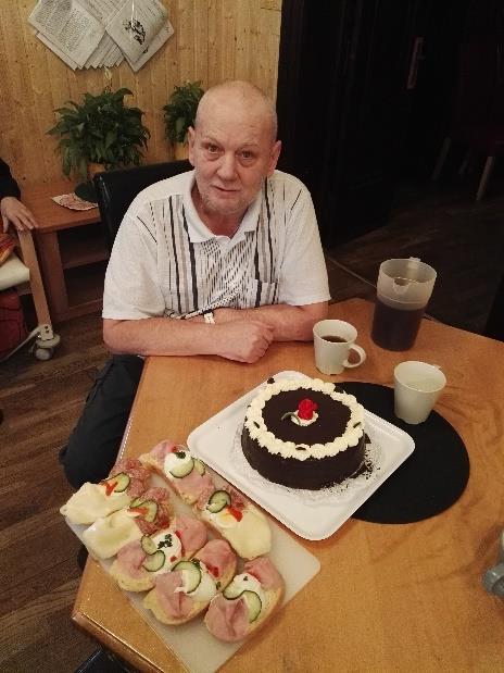 20 Dne 27.2.oslavila paní Sedláková krásné 75 narozeniny.