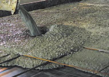 Nastavitelné urychlení tvrdnutí, urychlení hydratačního procesu za použití technologie Rapid řešení pro samozhutnitelný beton Udělit betonu po specifickou dobu maximální tekutost, aniž by bylo třeba