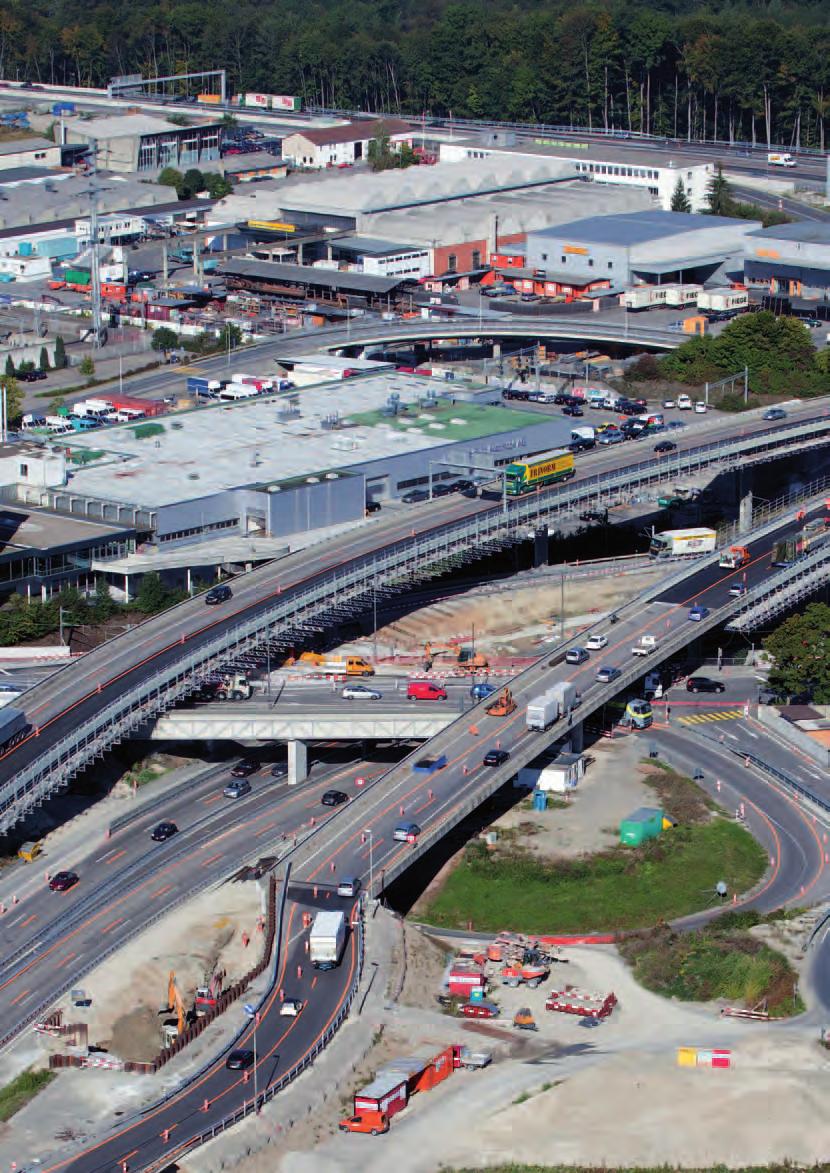 Betonové mosty Důležitá a cenná infrastruktura Mosty byly v celém průběhu dějin důležitou a cennou konstrukcí, ať už samy o sobě, či jako součást naší infrastruktury: umožnily nám rychlejší a snazší