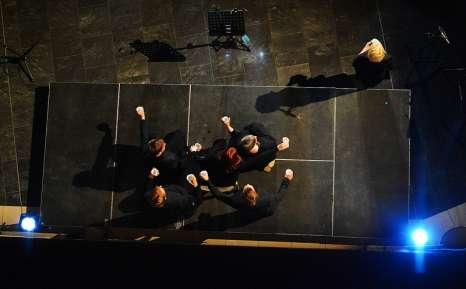 Nevšední krásy zvukového mikrokosmu na MusicOlomouc čtvrtek, 5. říjen 2017 https://www.casopisharmonie.cz/blog/nevsedni-krasy-zvukoveho-mikrokosmu-namusicolomouc.