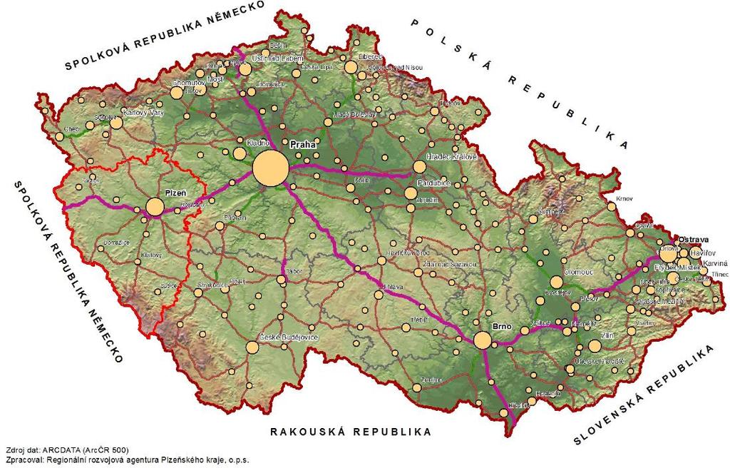 2 Plzeňský kraj Plzeňský kraj se nachází v jihozápadní části České republiky. Se svojí rozlohou 7,649 tis. km 2 je třetím největším krajem (celkem 14 krajů) celého státu.