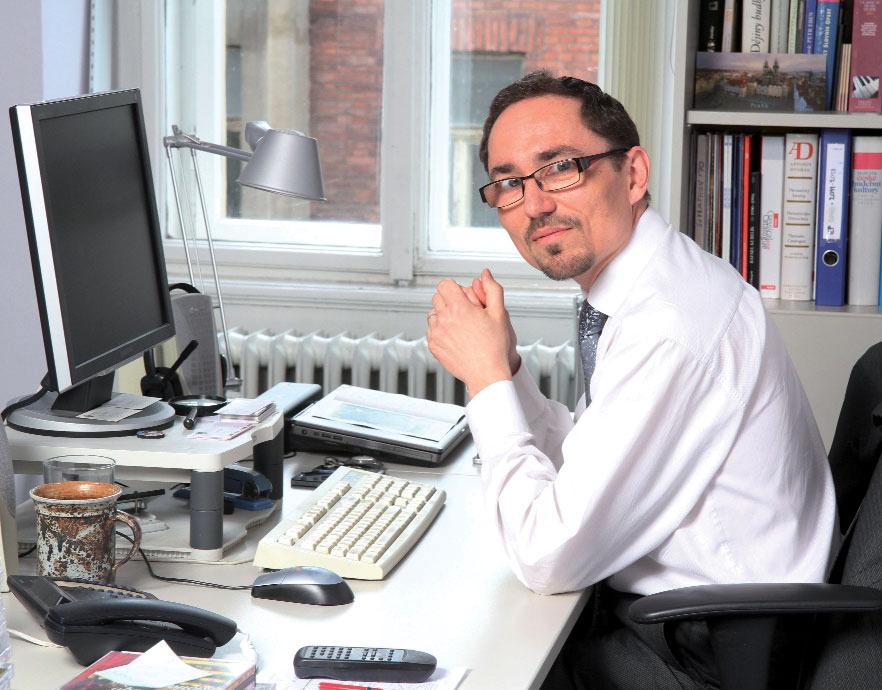 EDIČNÍ PLÁN JE VELMI DYNAMICKÝ ORGANISMUS Náš rozhovor s šéfproducentem Supraphonu Matoušem Vlčinským by se měl věnovat výhledu na rok 2015 v produkci vážné hudby.