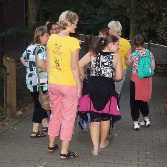 Poslání organizace a cíle projektu Pobočný spolek Podané ruce osobní asistence (současný název) byl založen dne 6. 3. 2001, jako samostatná organizační jednotka organizace Podané ruce, z. s., s vlastní právní subjektivitou za účelem realizace projektu poskytování služeb osobní asistence.