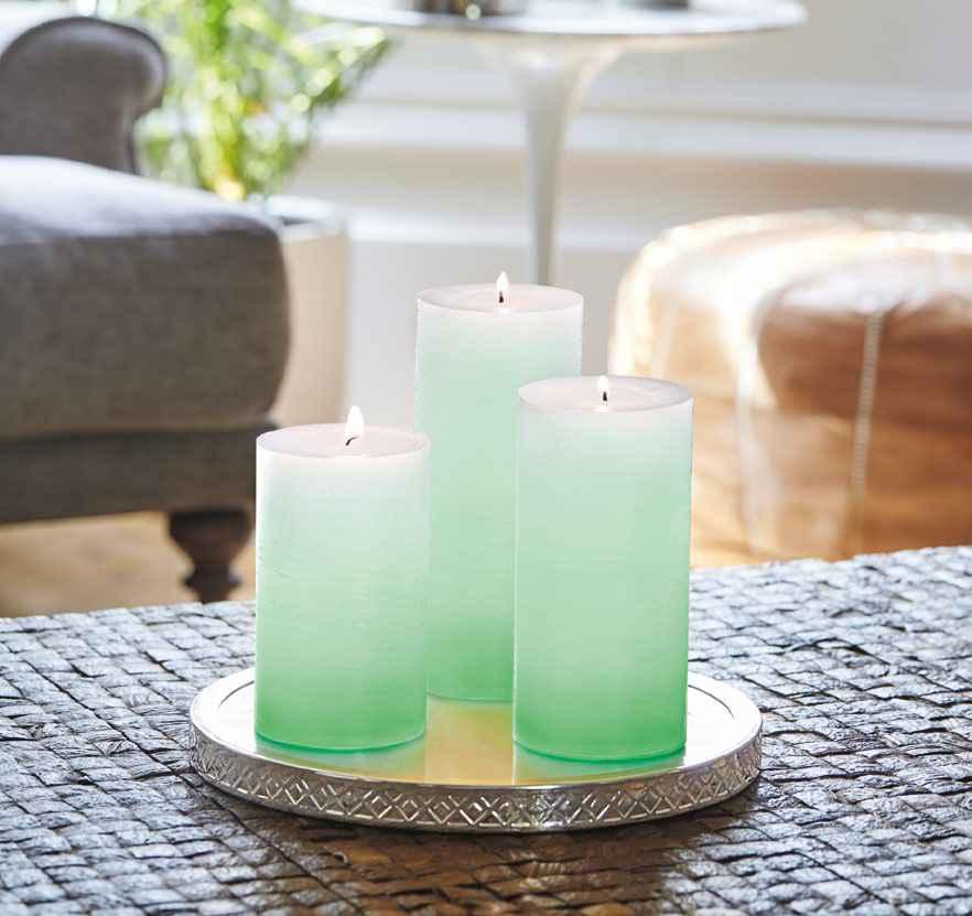K použití na 3 AAA baterie, nejsou součástí. On/off tlačítko. 11 cm průměr. (GloLite soudek, GloLite válcovka).