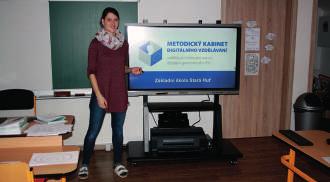 »» Kontinuální rozvoj digitálních kompetencí pedagogů mateřských a základních škol s cílem odstranit markantní rozdíl mezi vysokoškolskou (na soudobé trendy pomalu reagující)