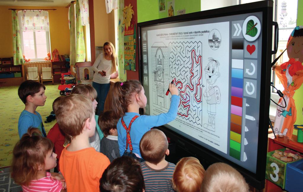 All-in-One Ultra HD 20 dotyků 55 98 Nové šablony pro MŠ a ZŠ, alokace 6 miliard