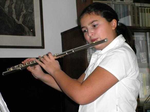 Již od pěti let života mé vnučky Lucie Kalivodové jsem s ní denně devadesát minut po celé tři roky cvičil hru na zobcové flétny. Naučil jsem ji hrát na sopránovou i altovou.