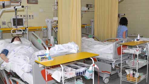 o klinice struktura pracoviště Naše poslání Naším posláním je pomáhat pacientům odstranit nebo zmírnit potíže spojené s poranění jednotlivých tělních oblastí prostřednictvím moderní zdravotní péče,