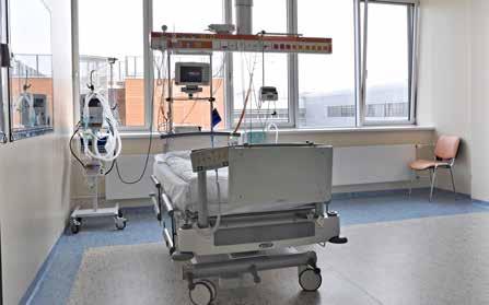 o klinice struktura pracoviště Naše poslání Naším posláním je pomáhat pacientům odstranit nebo co nejvíce zmírnit zdravotní potíže spojené s nemocemi pohybového aparátu prostřednictvím moderní