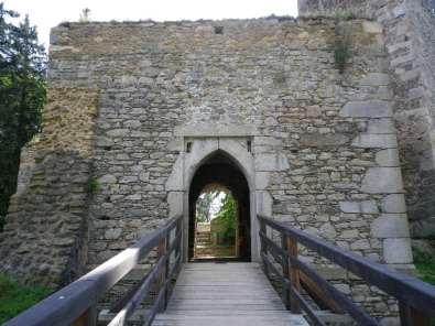 Obrázek 30 - Druhá hradní brána Skrze druhou hradní bránu je možné se dostat na prohlídkový okruh B a