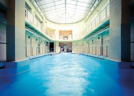 AQUAPARK KOHOUTOVICE LÁZEŇSKÉ A RELAXAČNÍ CENTRUM RAŠÍNOVA MOBILNÍ KLUZIŠTĚ ZA LUŽÁNKAMI GOLFOVÝ RESORT KASKÁDA Kohoutovický aquapark je jediným aquaparkem v Brně.
