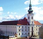 1210. Později zde česká královna Eliška Rejčka nechala zbudovat nový gotický chrám a r. 1323 také klášter cisterciaček. Od konce 18. století tu působí řehole augustiniánů, která zajistila mj.