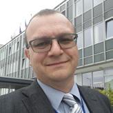 Senior Commercial Partnerships Manager Dolby Germany GmbH Nejnovější technologie Dolby AC-4, Atmos a Vision zajišťují plný, jasný a mohutný zvuk pro přenos TV vysílání,
