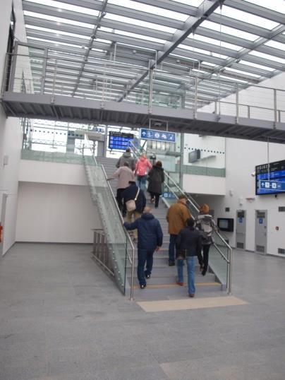 Poskytují služby terénní i ambulantní, spravují 3 jídelny (Drahovice, Rybáře, Stará Role), v současné době se stočlenný tým stará o 880 seniorů.
