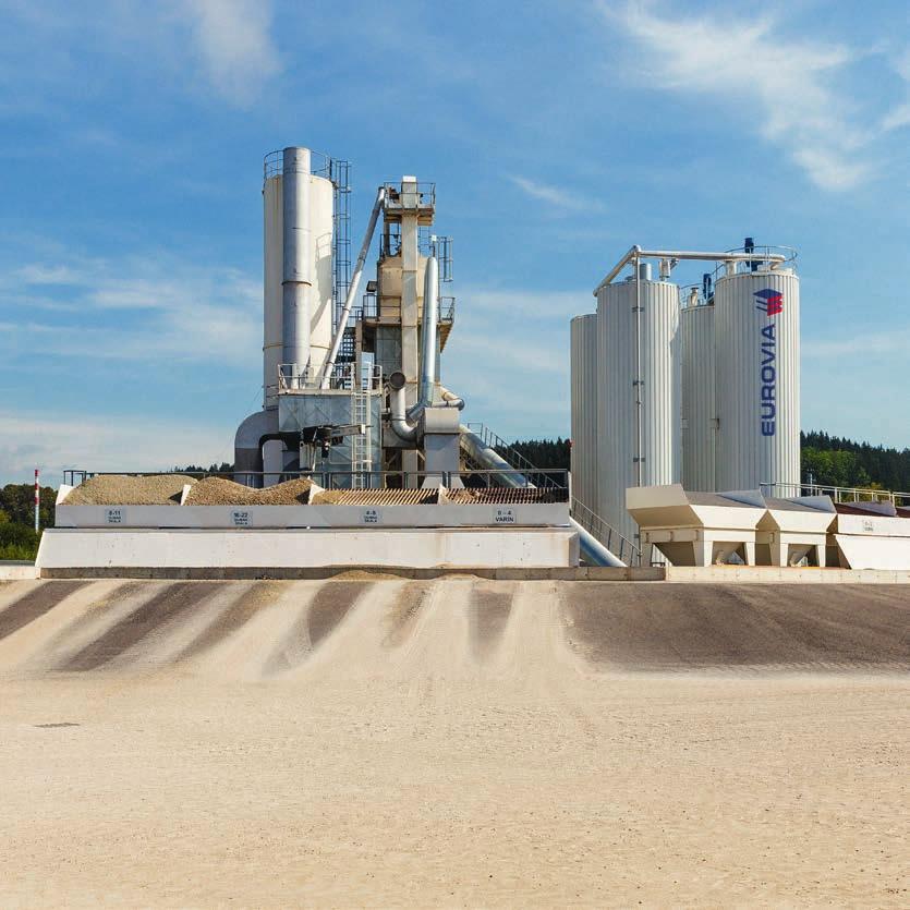 Oblast Obalovny a lomy Asphalt Plant and Quarry Operations Kámen, písek či asfaltové a betonové směsi představují důležité suroviny, bez kterých se žádná liniová stavba neobejde.