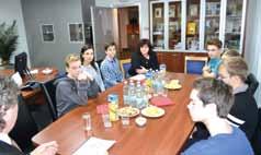 ze života v horních měcholupech a hostivaři Projekt Frekvence dopravy v okolí ZŠ Nad Přehradou Žáci osmého a devátého ročníku v rámci svého volitelného předmětu zeměpisná praktika připravili projekt,