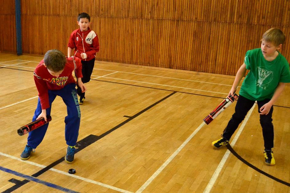 Úvodní část Zahřátí, koordinace, rychlost - Pohybové hry - Dynamická rozcvička -