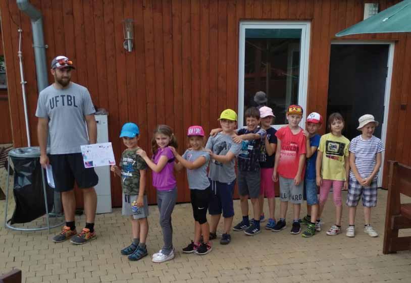 Turistického výletu se zúčastnila většina 9. B,