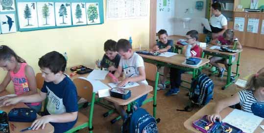 11 Projektové dny ve druhých třídách Všichni druháci se během školního roku zúčastnili různých projektů.